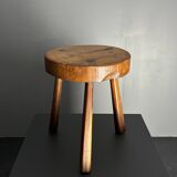 Tabouret de ferme rustique français massif de style brutaliste des années 1950