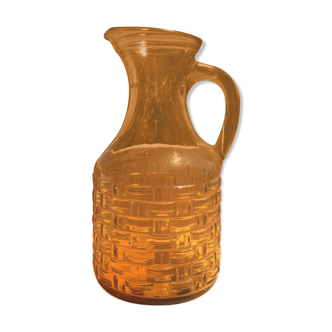 Carafe with canage decoration