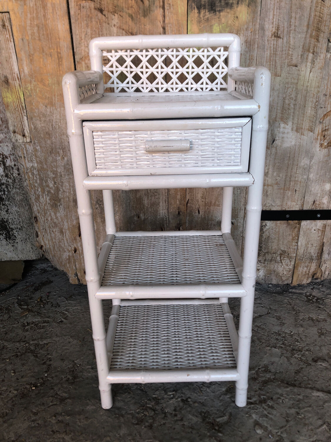 Lot 3 meubles commodes rotin blanc vintage