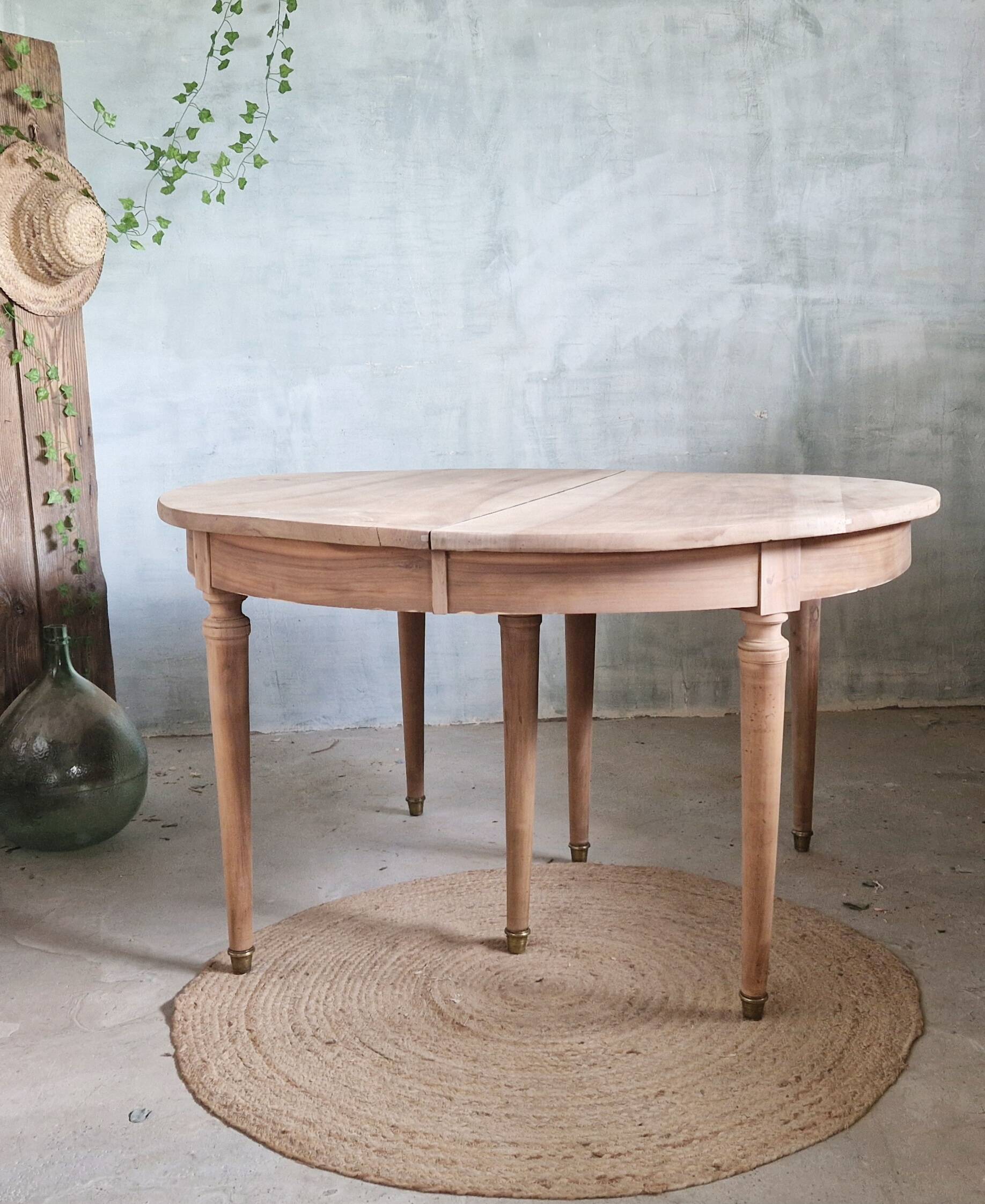 antique extendable table