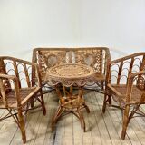 Victorian-style rattan lounge from the 1920s.