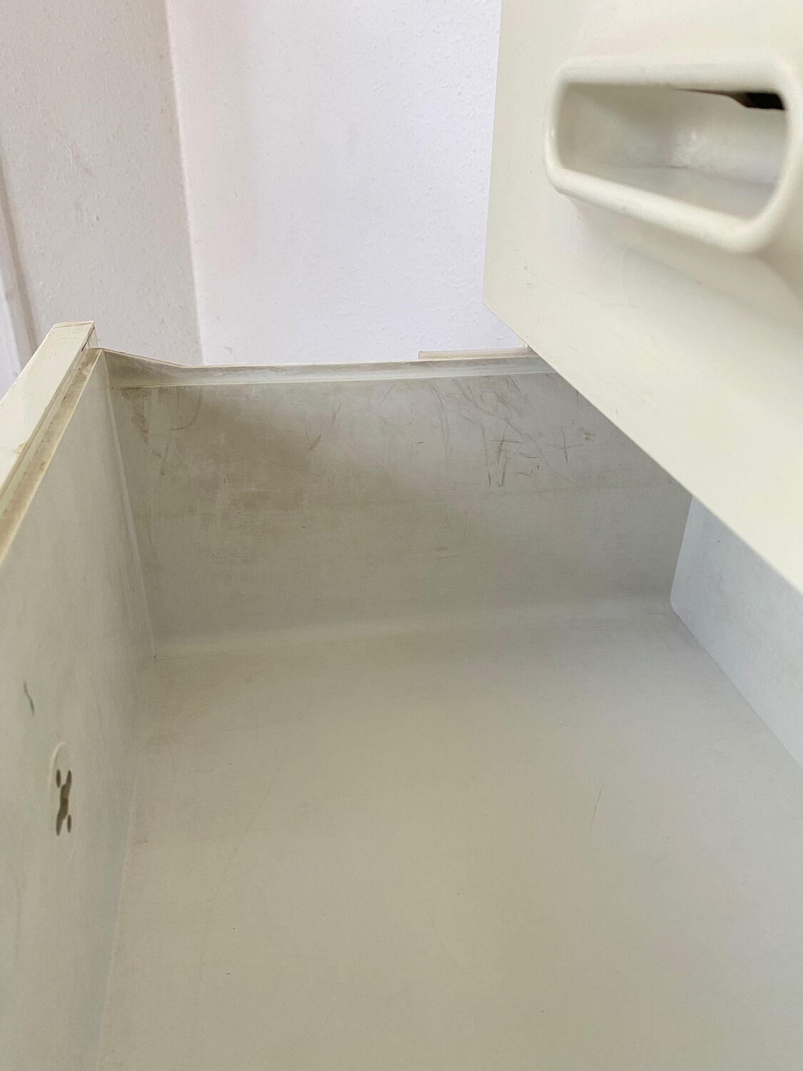 4 drawer chest of drawers