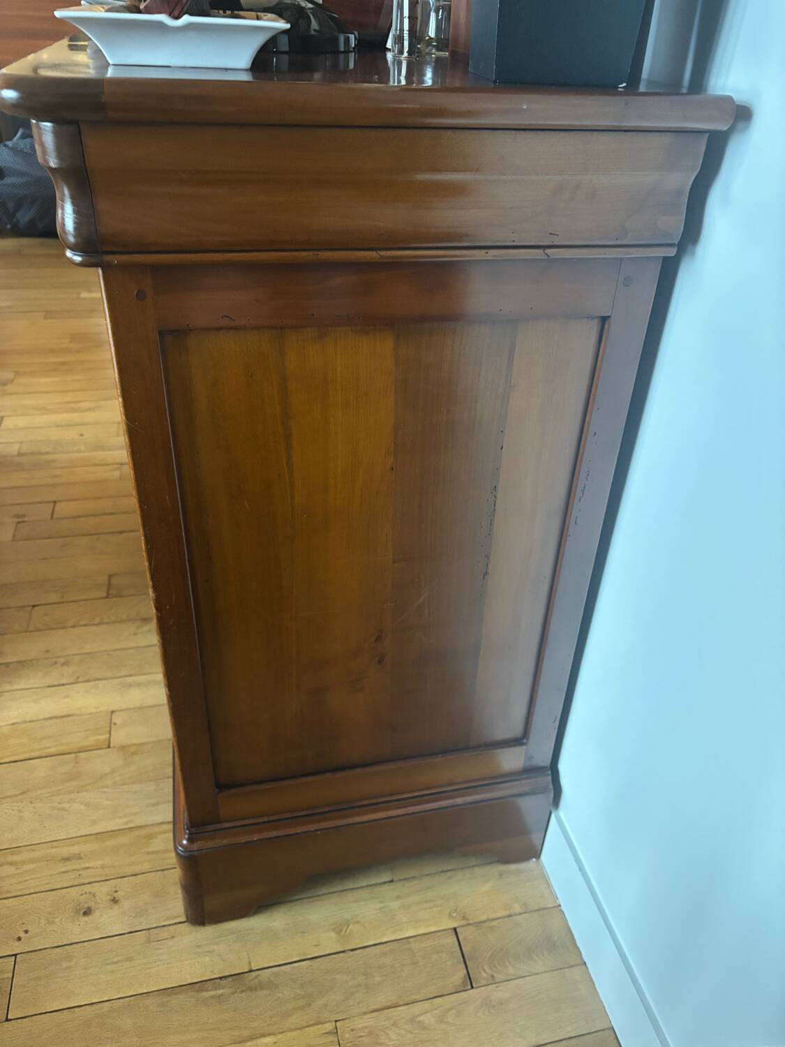 Louis-Philippe solid wood sideboard – handcrafted.
