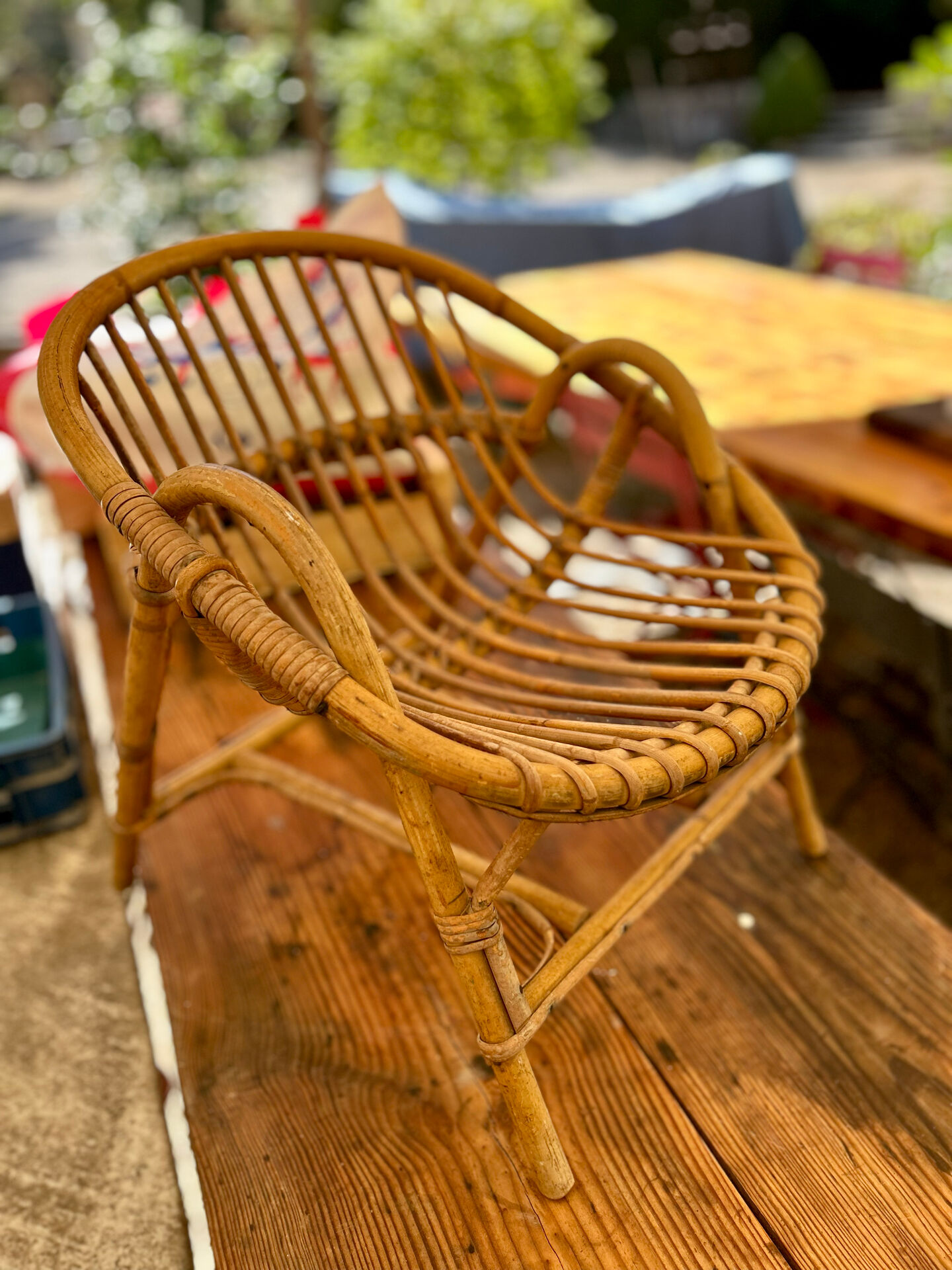 Petit fauteuil en rotin enfant