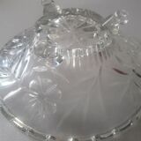 Moulded glass presentation dish