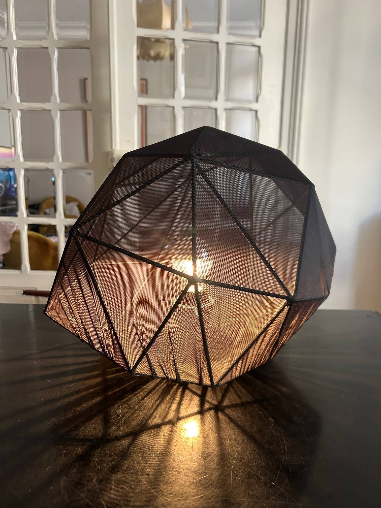 Aluminor pebble lamp