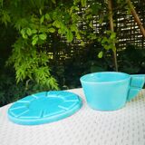 Art deco cups with saucer