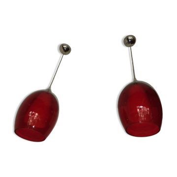 Paire de suspensions coniques en verre teinté rouge