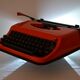 Machine à écrire orange Underwood 130 - vintage 70