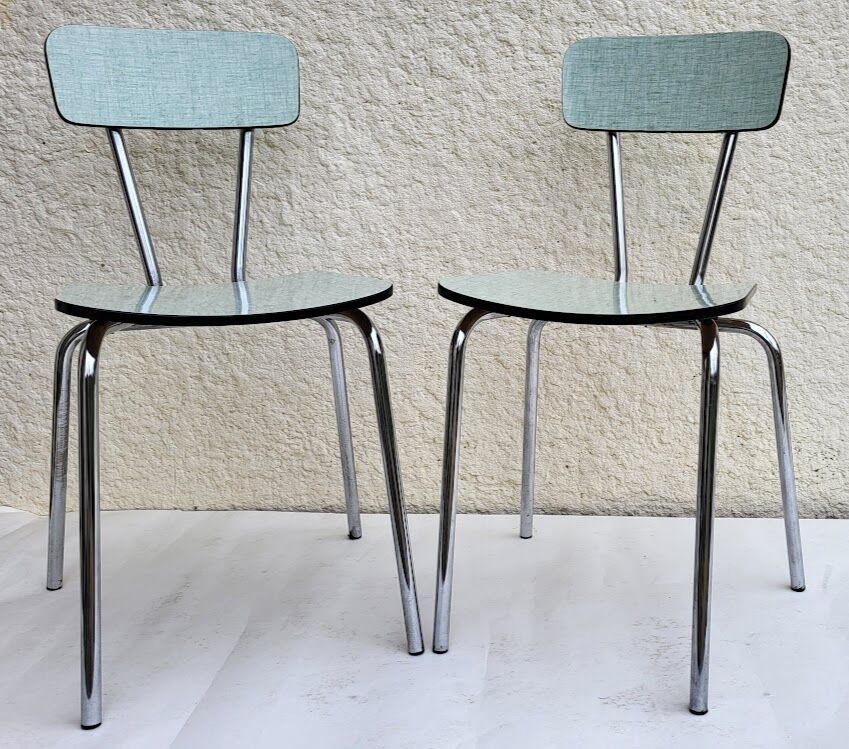 Set of 2 formica chairs