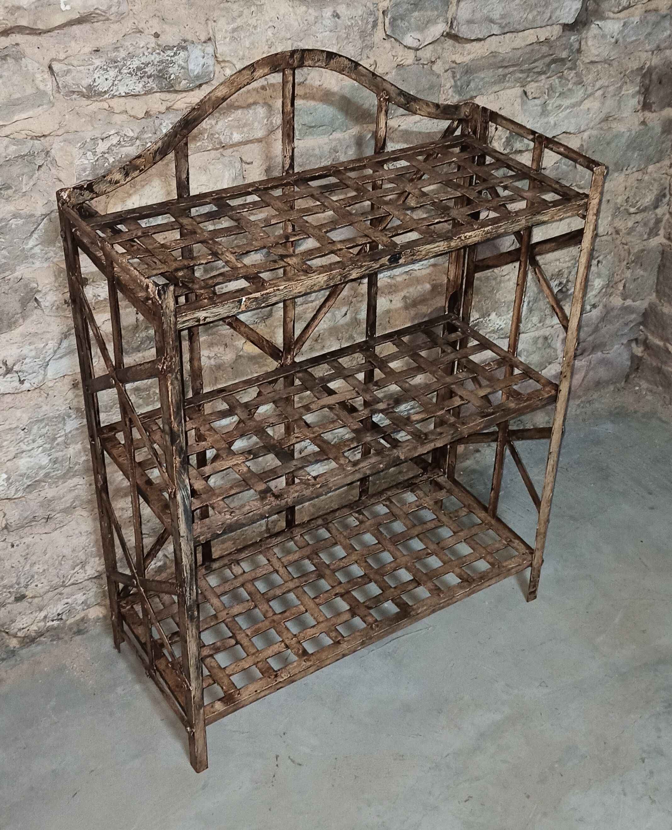 Foldable extra metal shelf