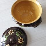Large glazed terracotta covered pot