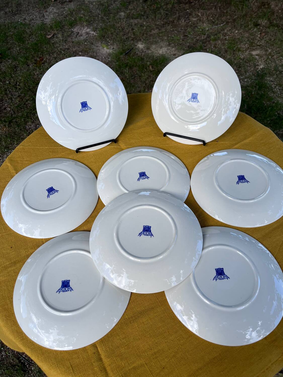 8 dessert plates in old Gien earthenware