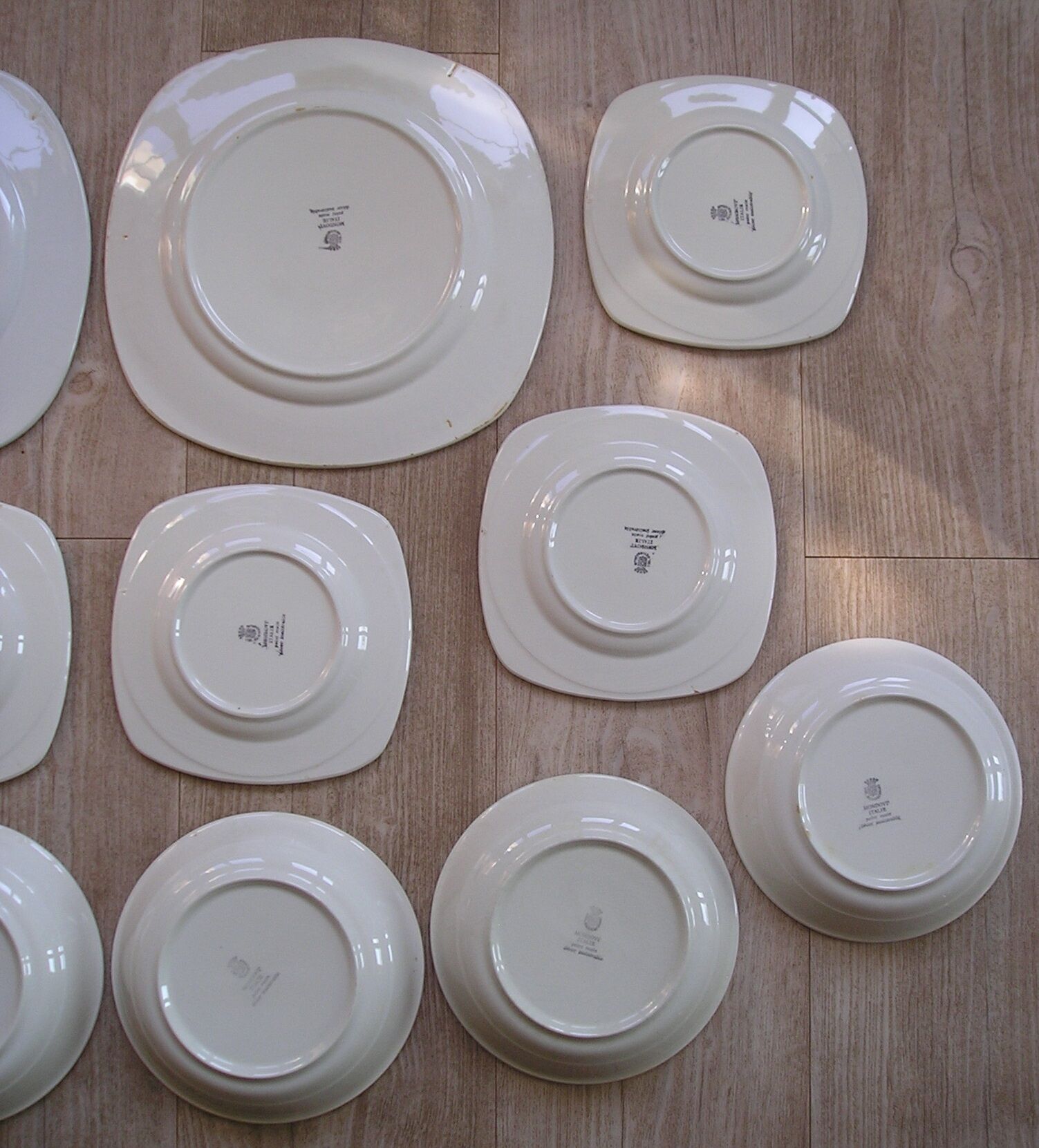 Service 6 people faience Mondovi 1970