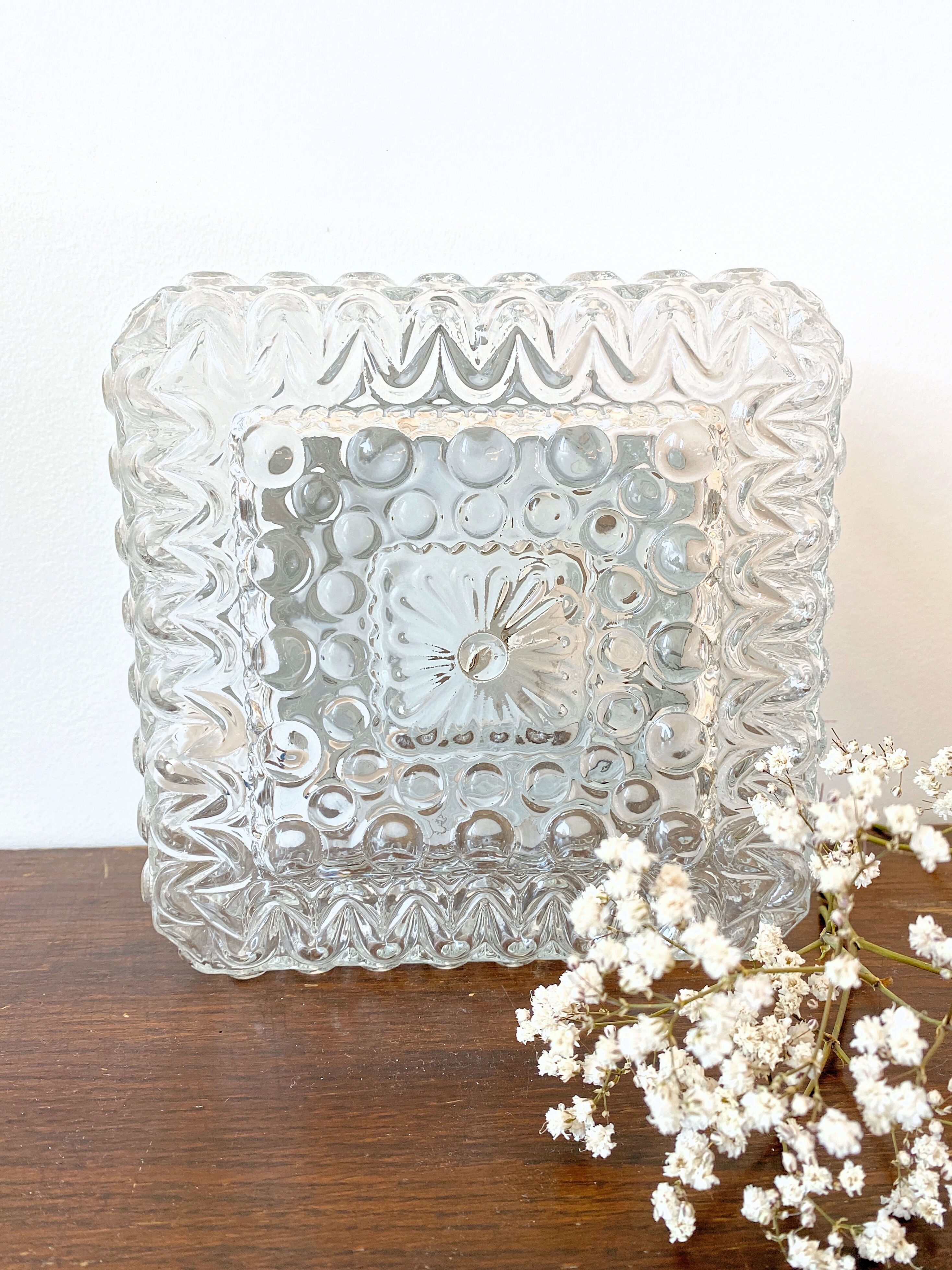 Ceiling lamp or wall lamp in square glass