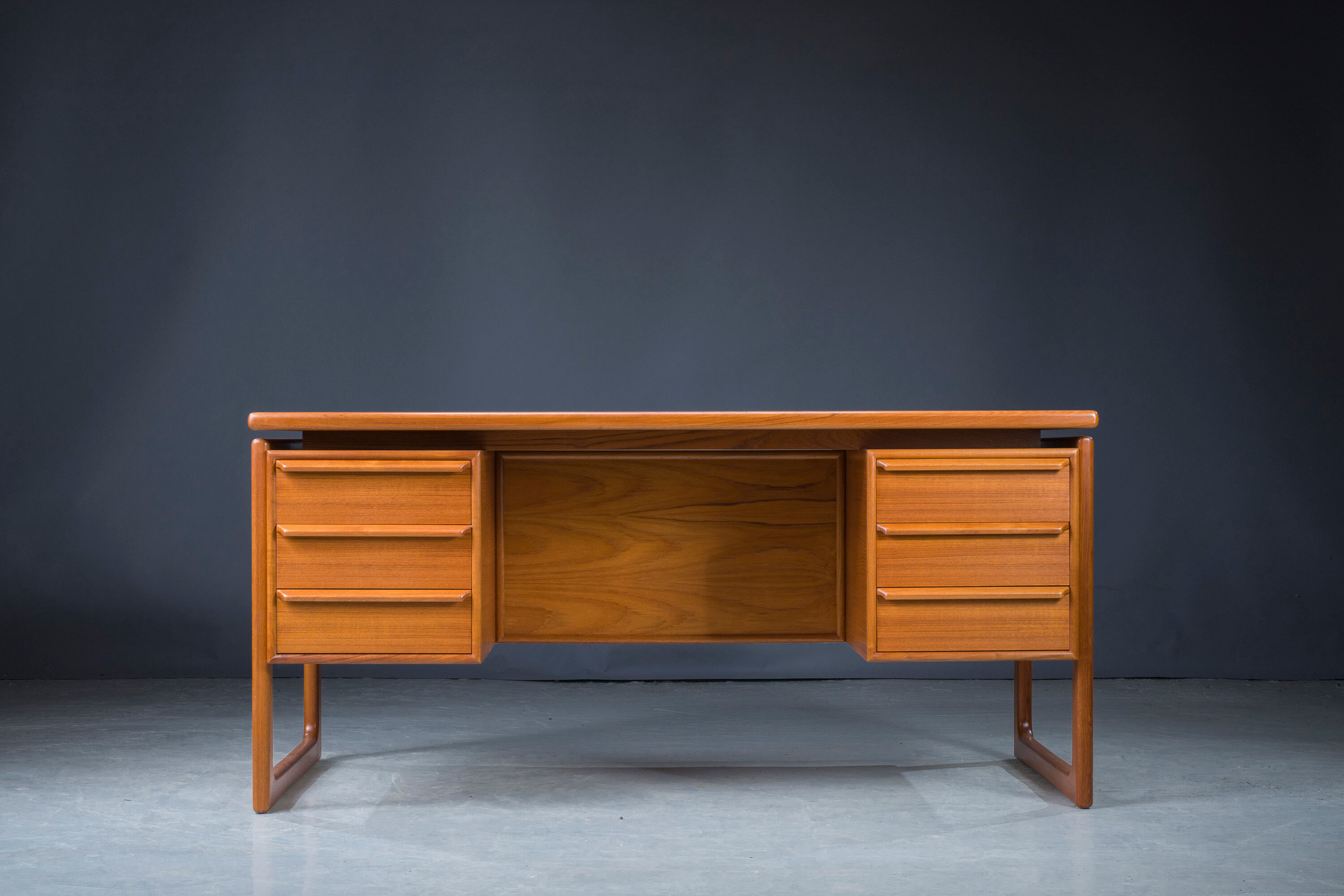 Mid-Century Desk in Teak from GV Møbler, 1960s