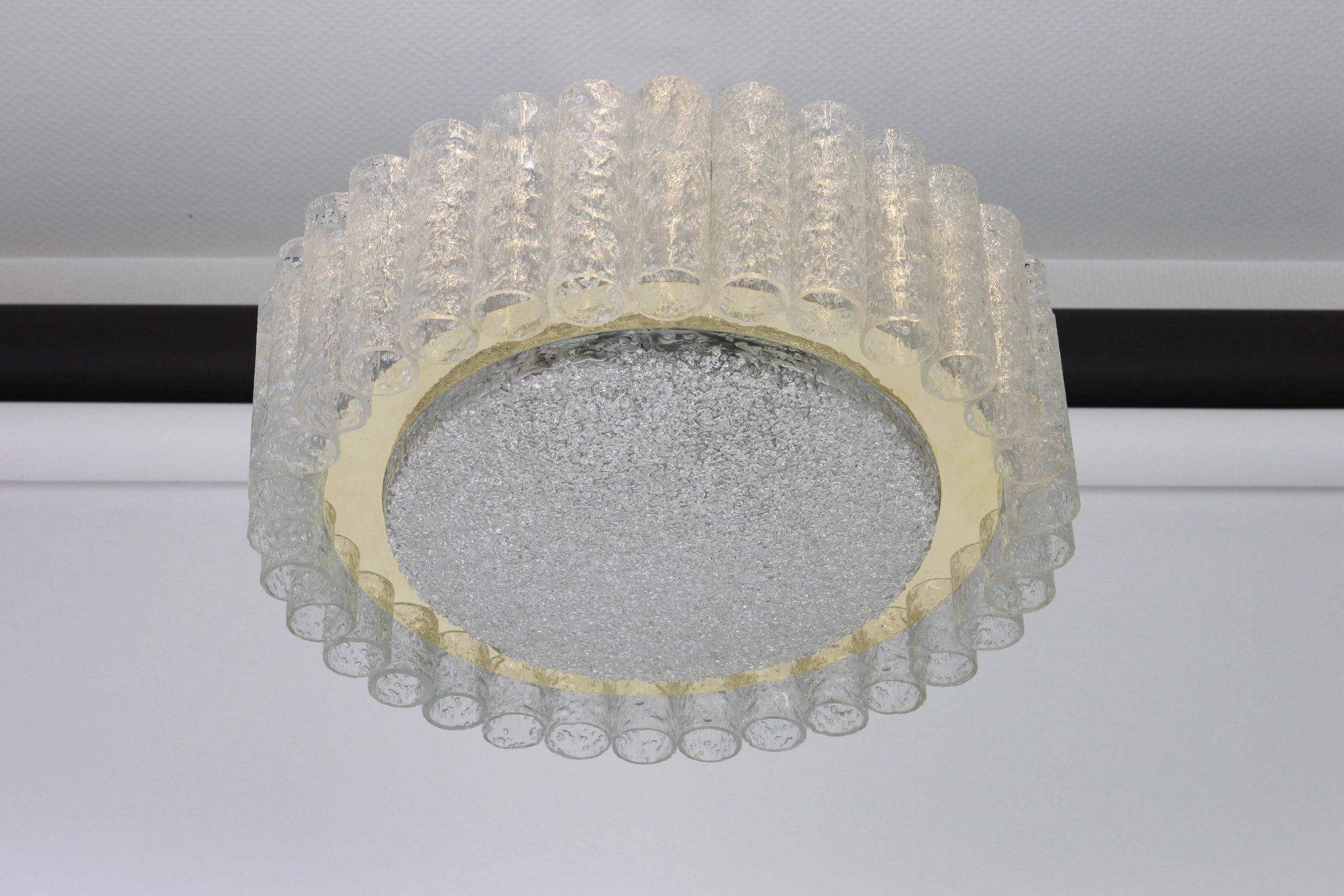 Lustre Doria Murano en tubes de verre avec entourage en laiton, Allemagne, années 1960