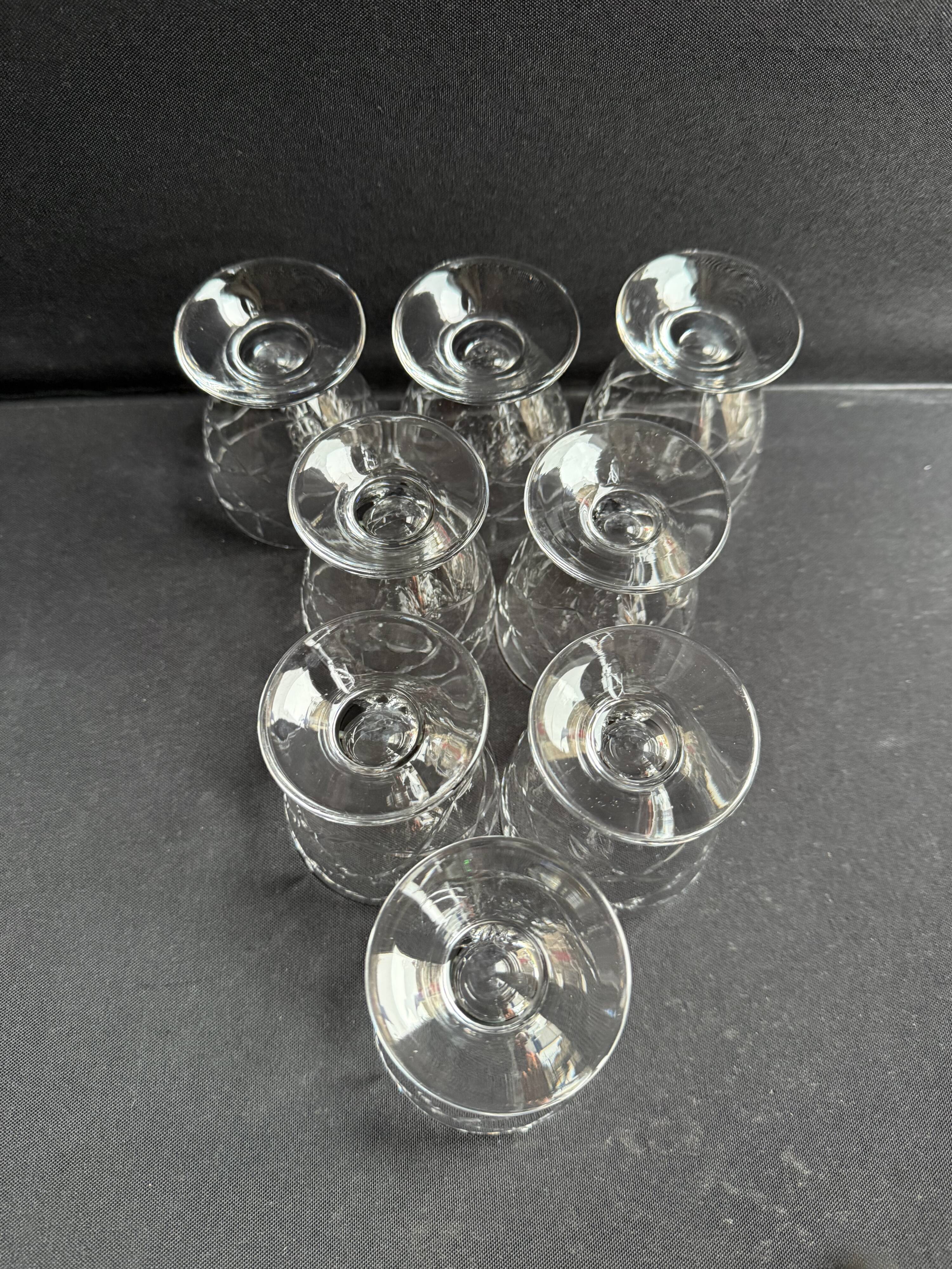 8 Wine glasses – Daum Nancy France