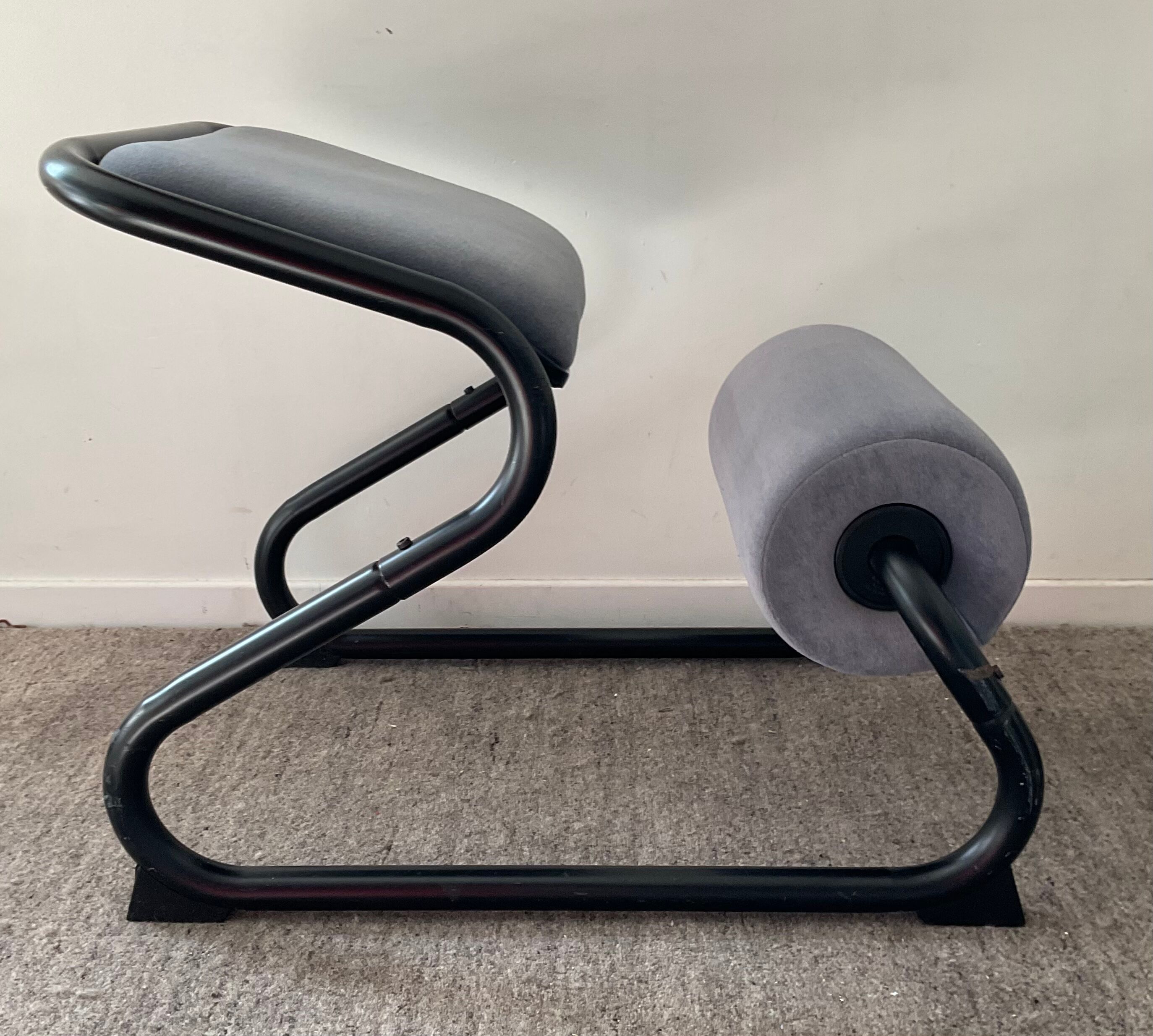 Hag Vintage Ergonomic Stool By Svein Gusrud & Hans Mengshoel