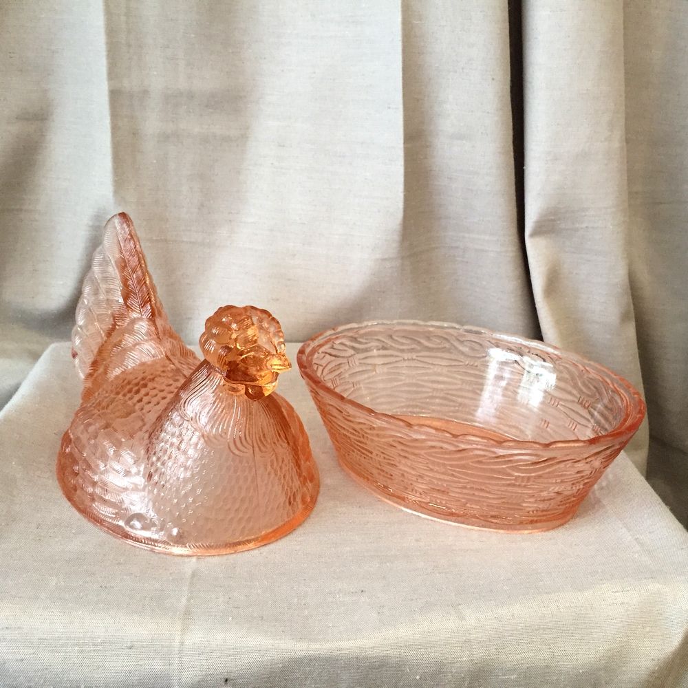 Chicken in porty glass of pink orange color