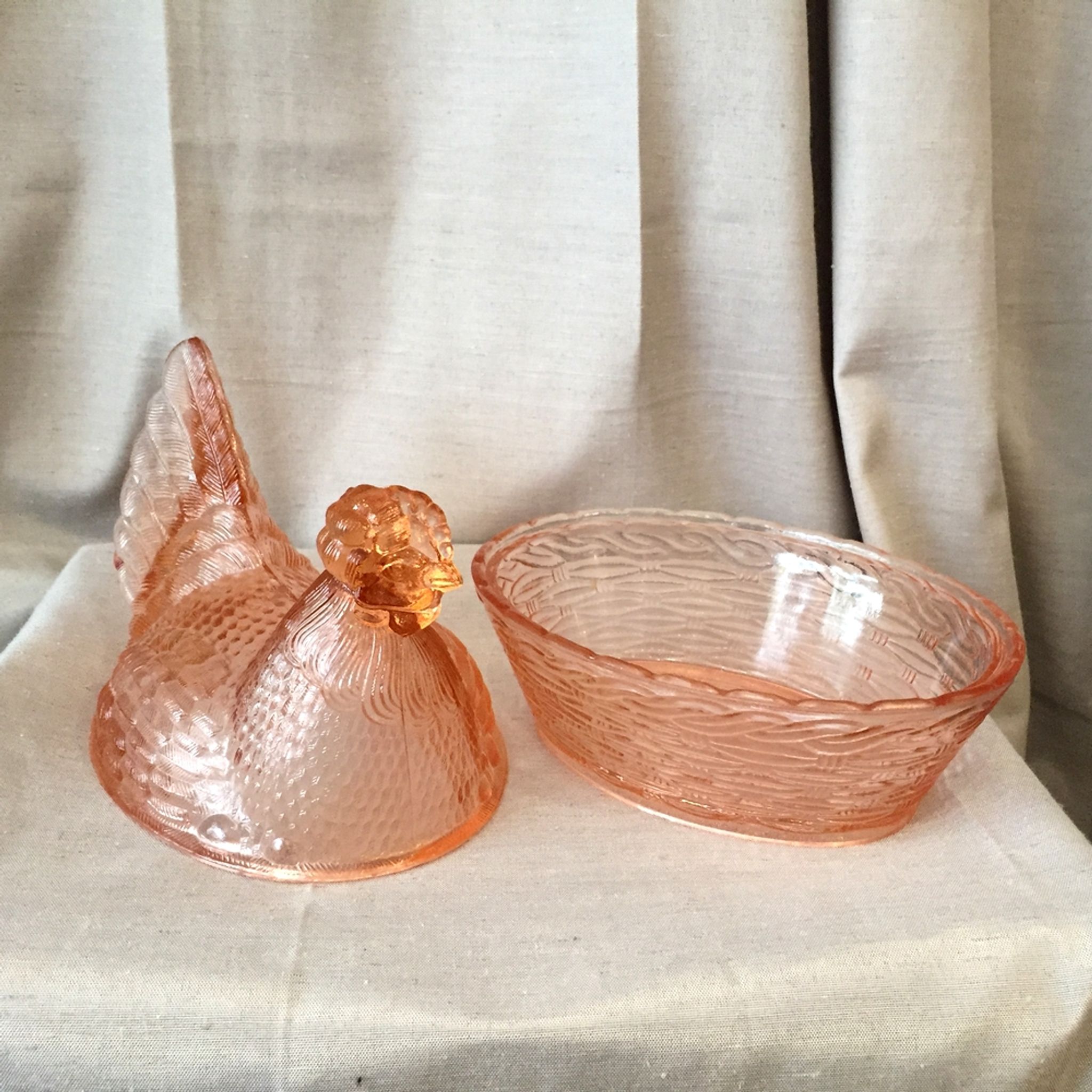 Chicken in porty glass of pink orange color