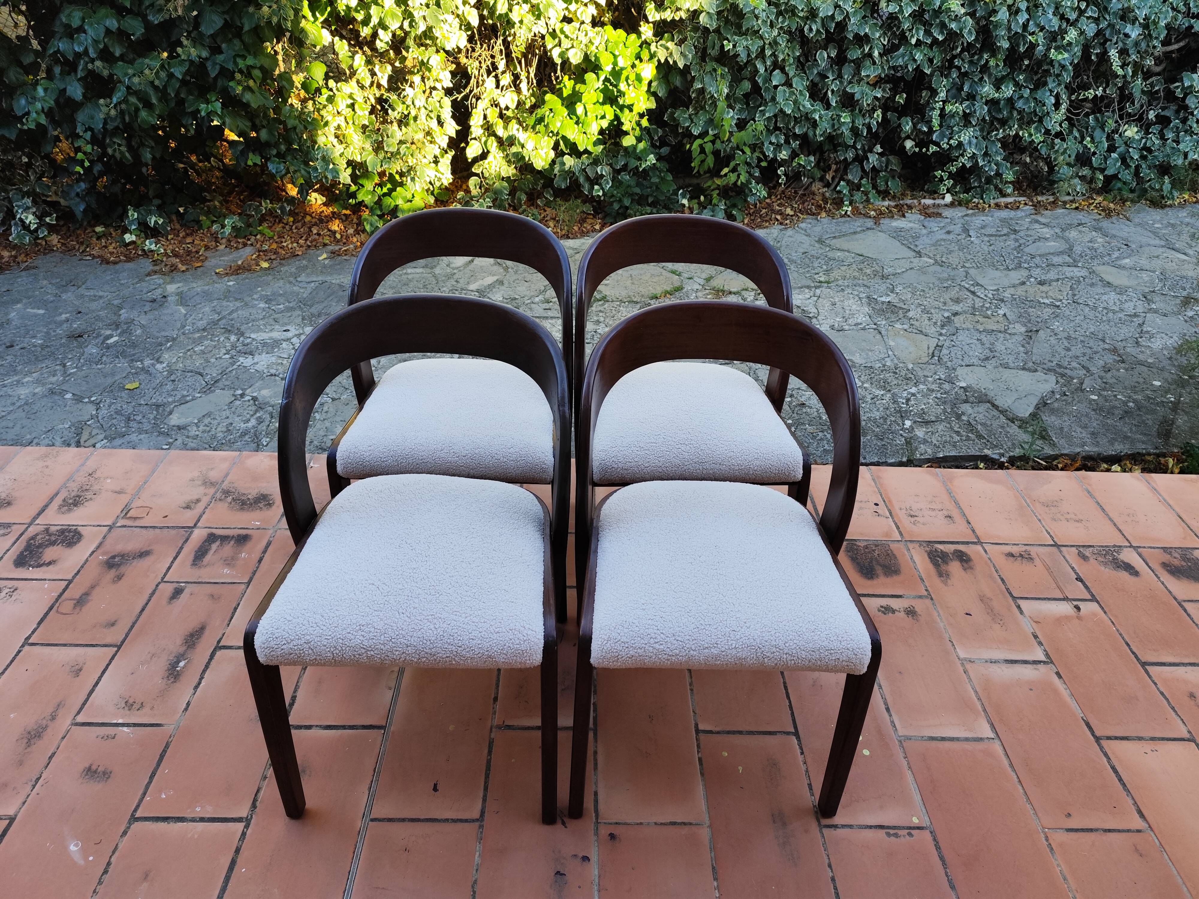 BAUMANN Suite de 4 chaises Gondole vintage 1970