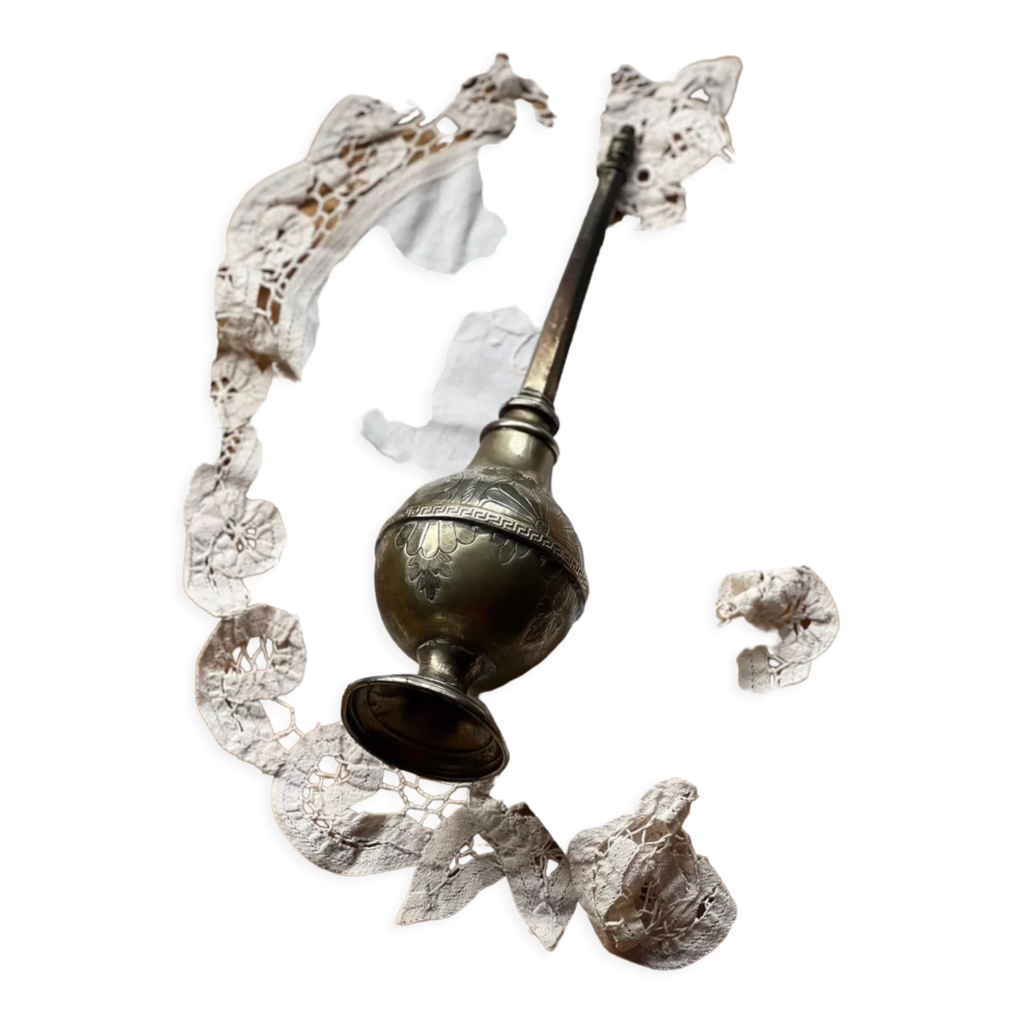 Oriental sprinkler in silver metal and brass