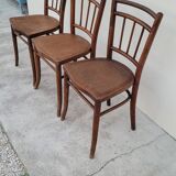 Série de 3 chaises de bistrot signé Thonet ancienne