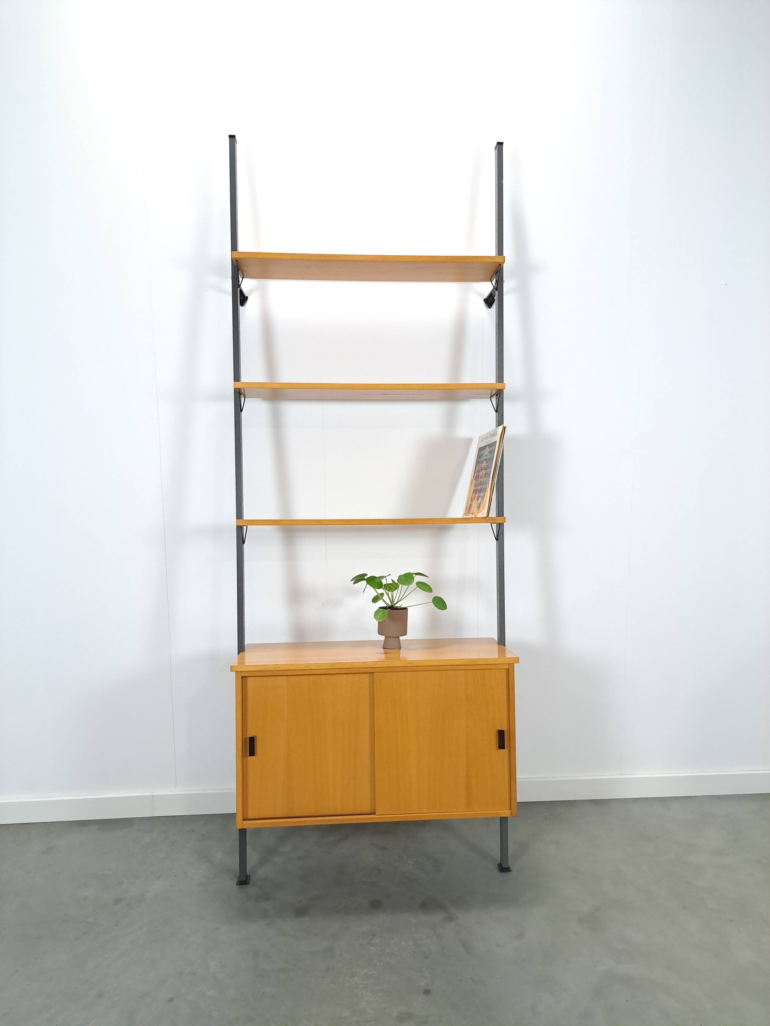 Design Olof Pira Sweden LP modulair wandsysteem