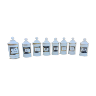 Lot de 8 pots a pharmacie en porcelaine