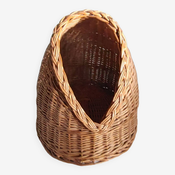 Vintage -Small rattan cat basket