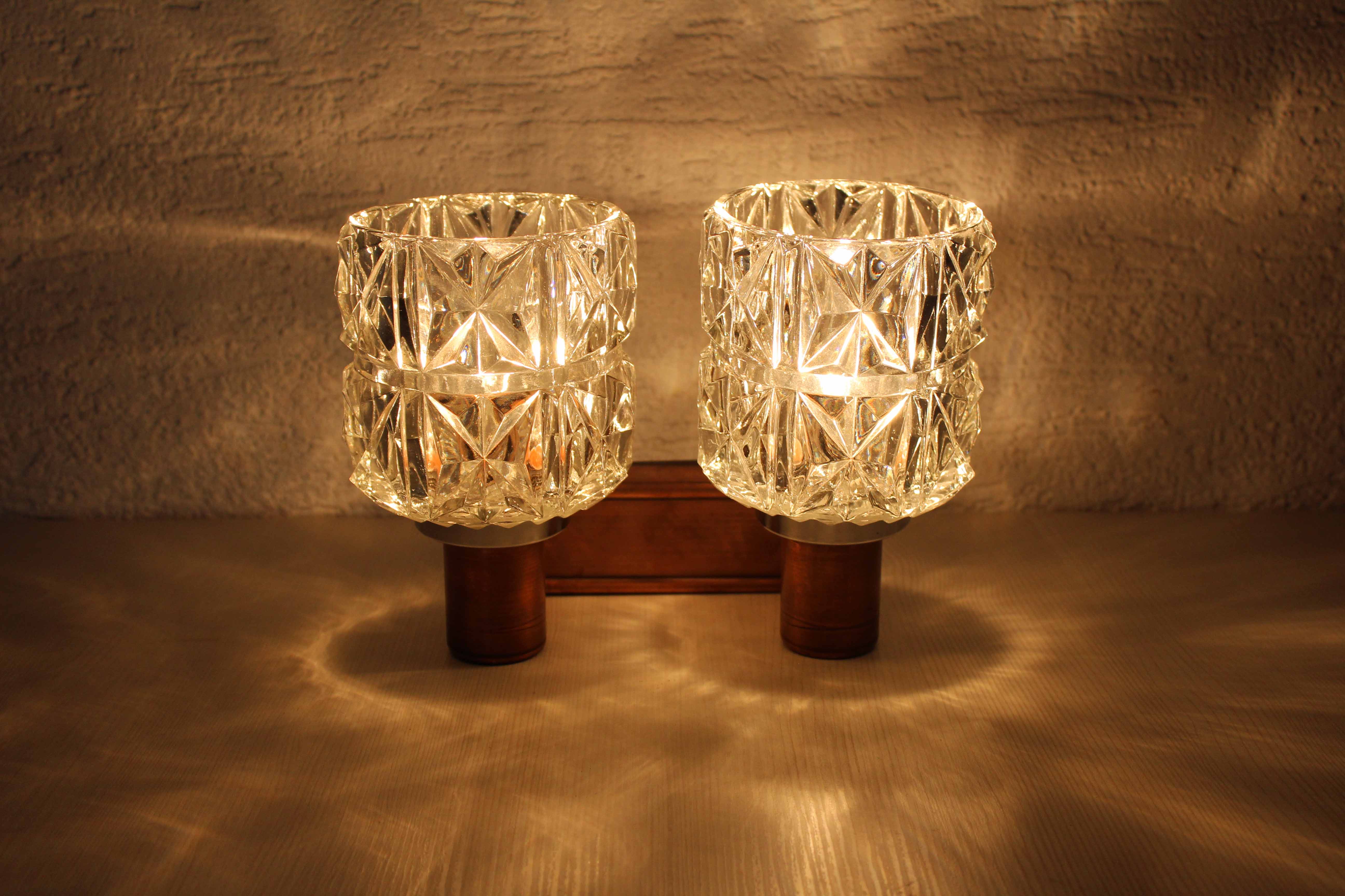 Set de 3 appliques en cuivre et verre