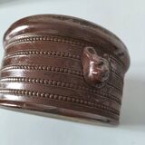 Stoneware pot Corneau Myennes decorated with hares