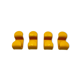 Yellow plastic hooks, design A. Rossari, Gedy edition.