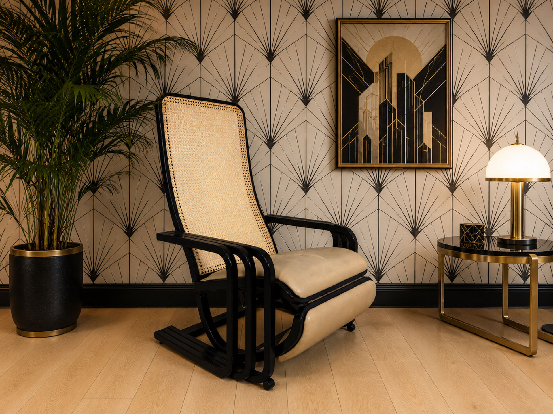 Rocking-chair viennois en bois courbé, cuir et cannage