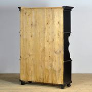Armoire en pin noir, vers 1900