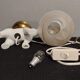Lampe ours en céramique blanche et globe opaline