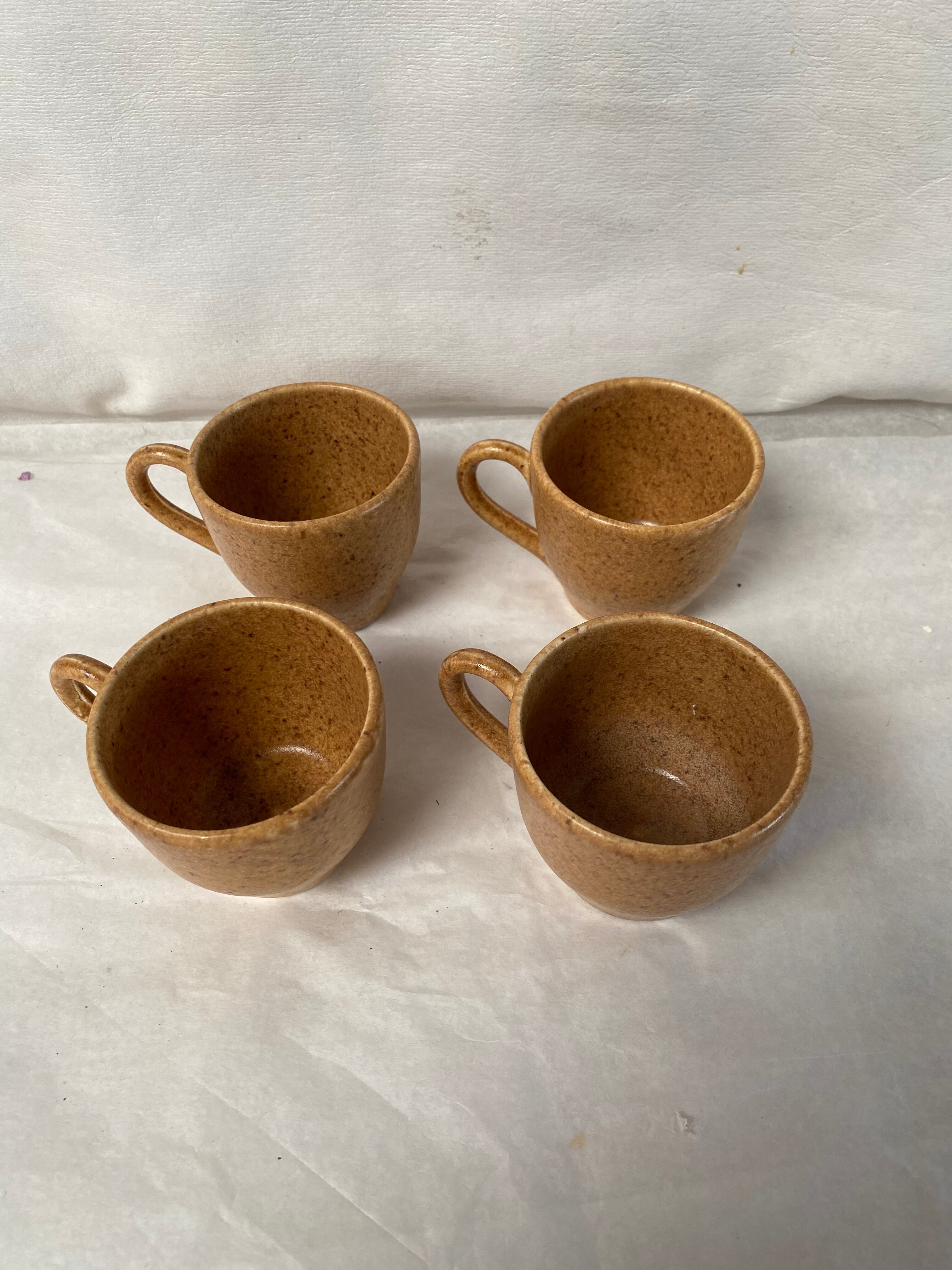 Set of 4 sandstone cups