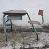 Ancien bureau d'enfant monobloc