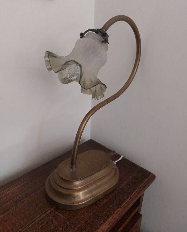 Art Nouveau table lamp