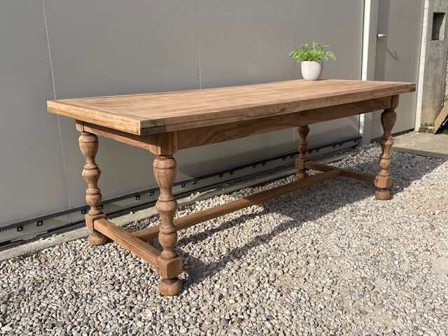 Extendable stripped farmhouse table 300 cm