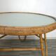 Table basse, guéridon tripode en rotin des années 70