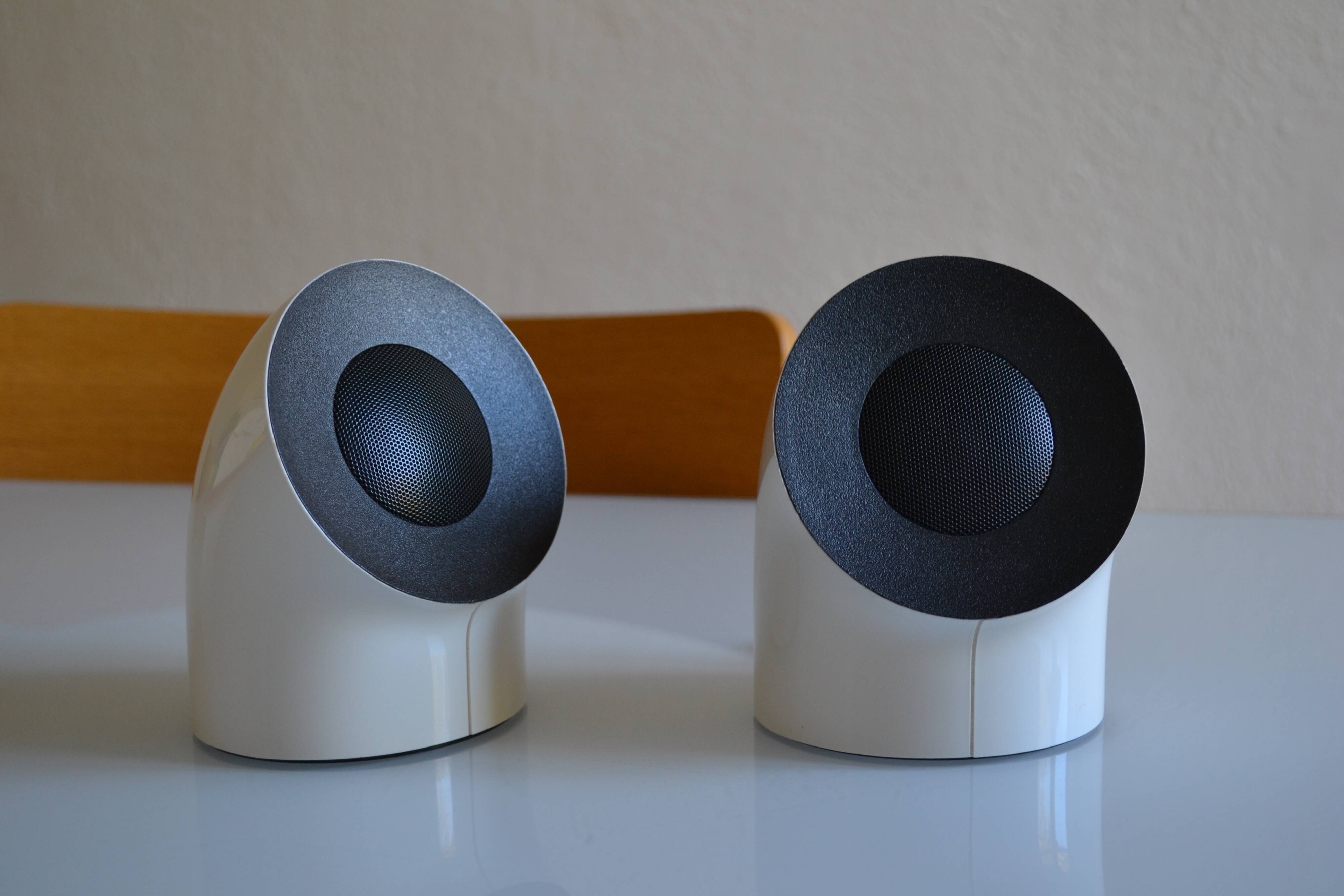 Bobourg Speakers, LaCie, Neil Poulton