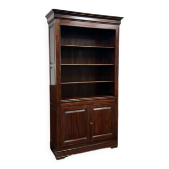 Classic English Mahogany Bookcase