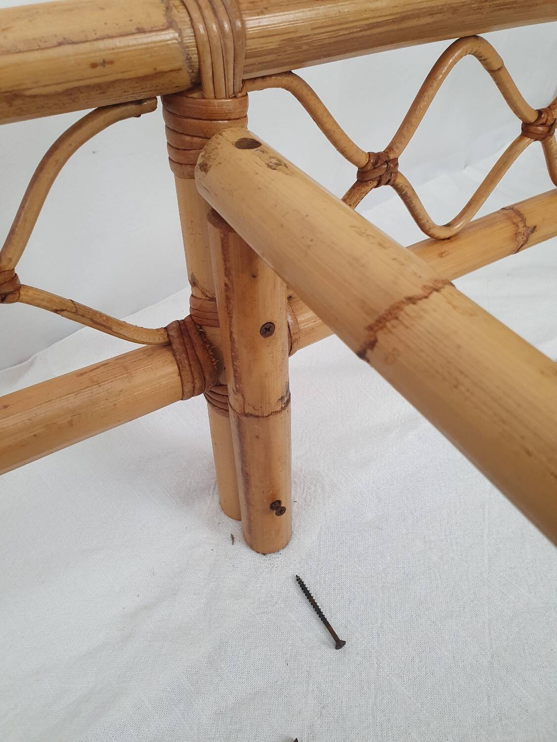 Vintage rattan bed for 2 people 140/190