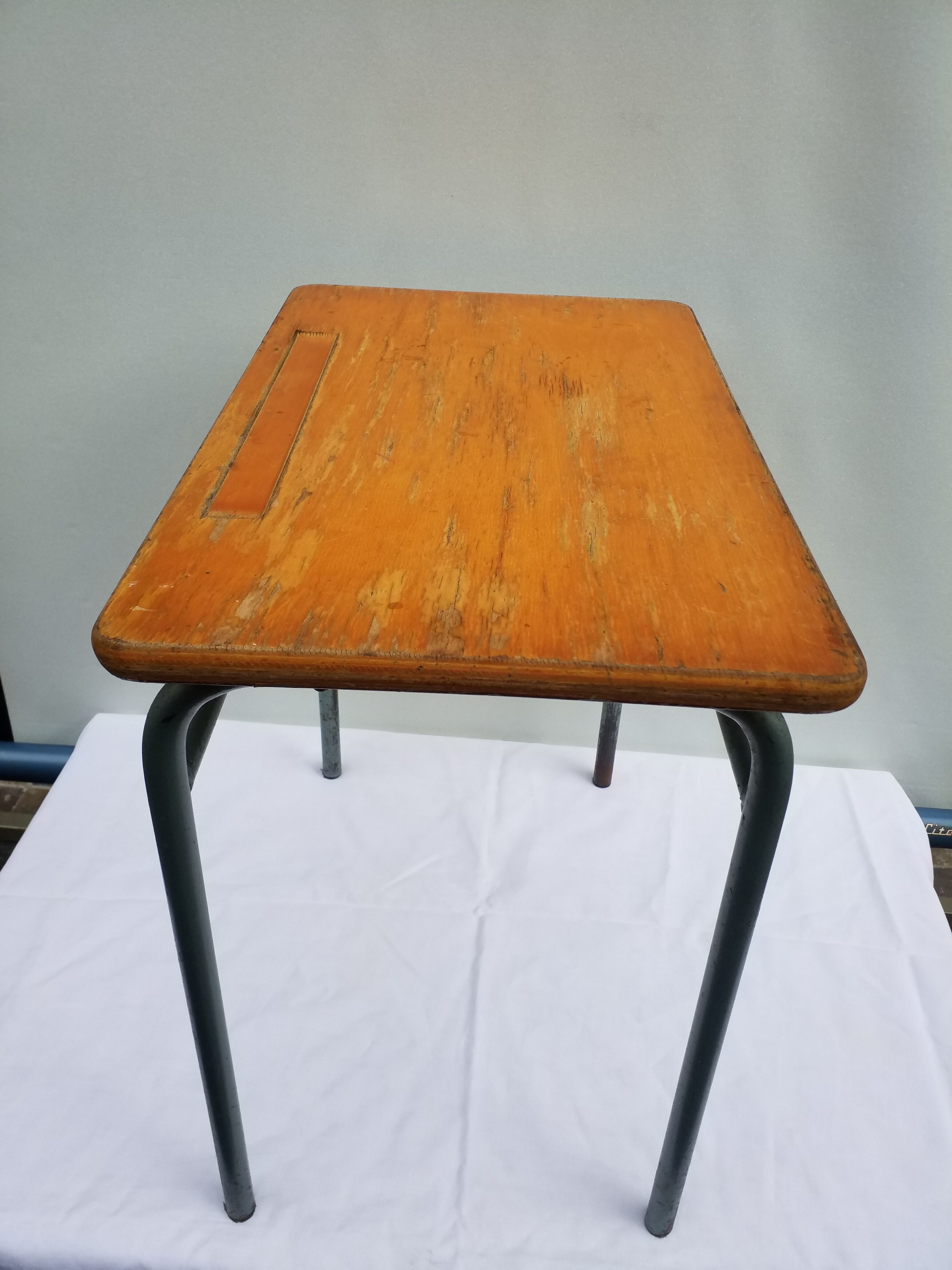 Writing desk and chair