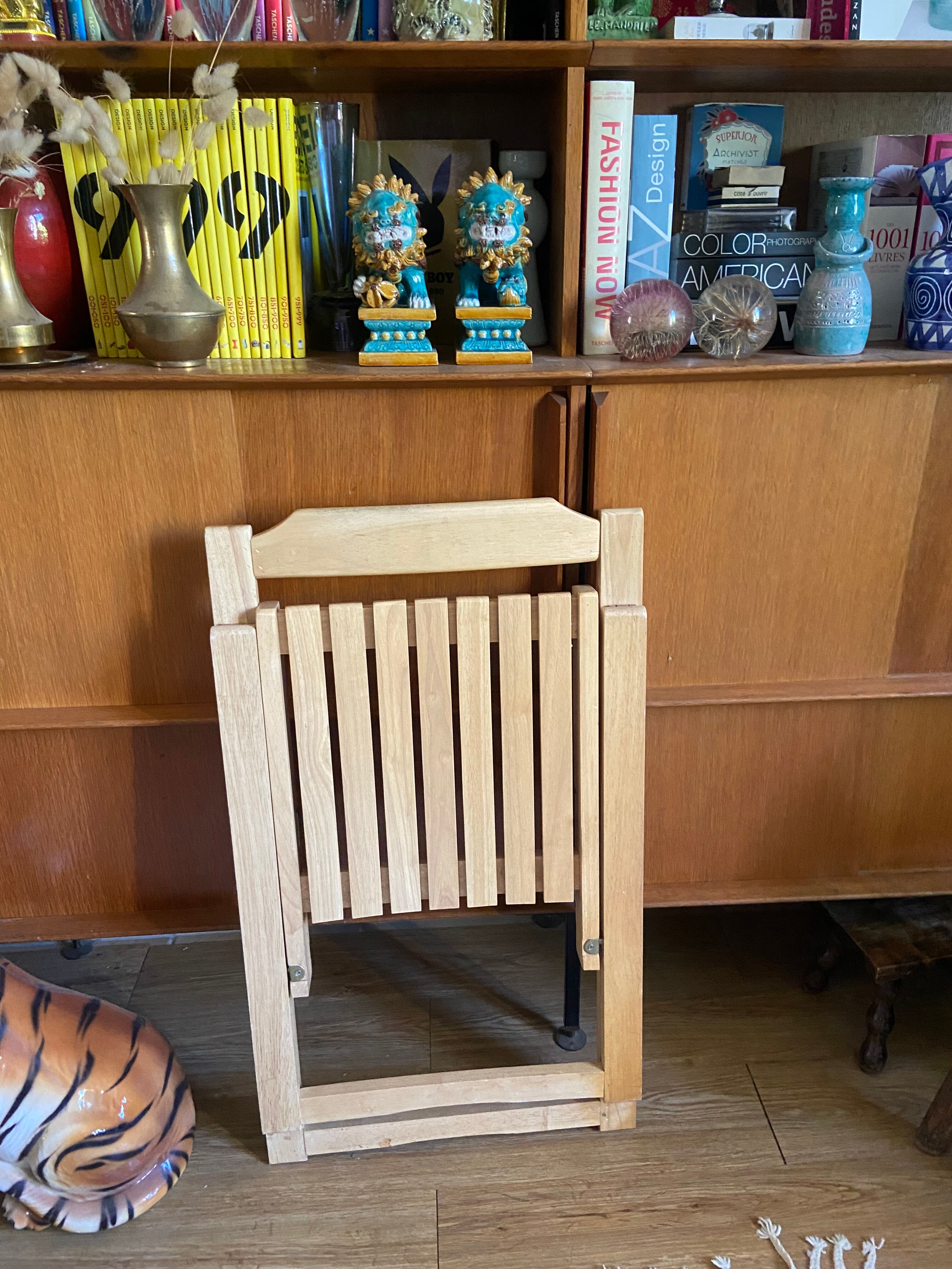 Vintage folding chair