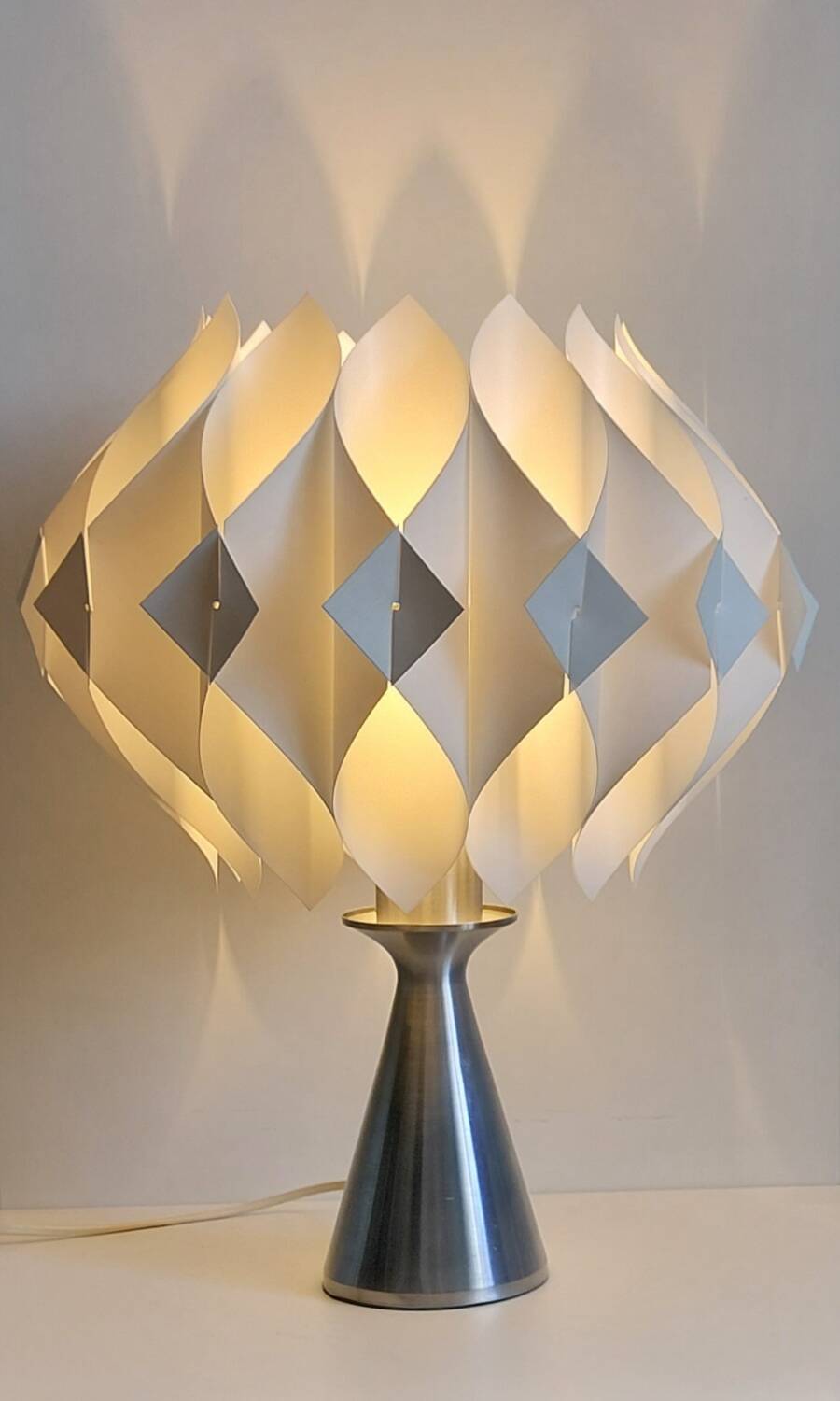 Vintage "Flower" lamp