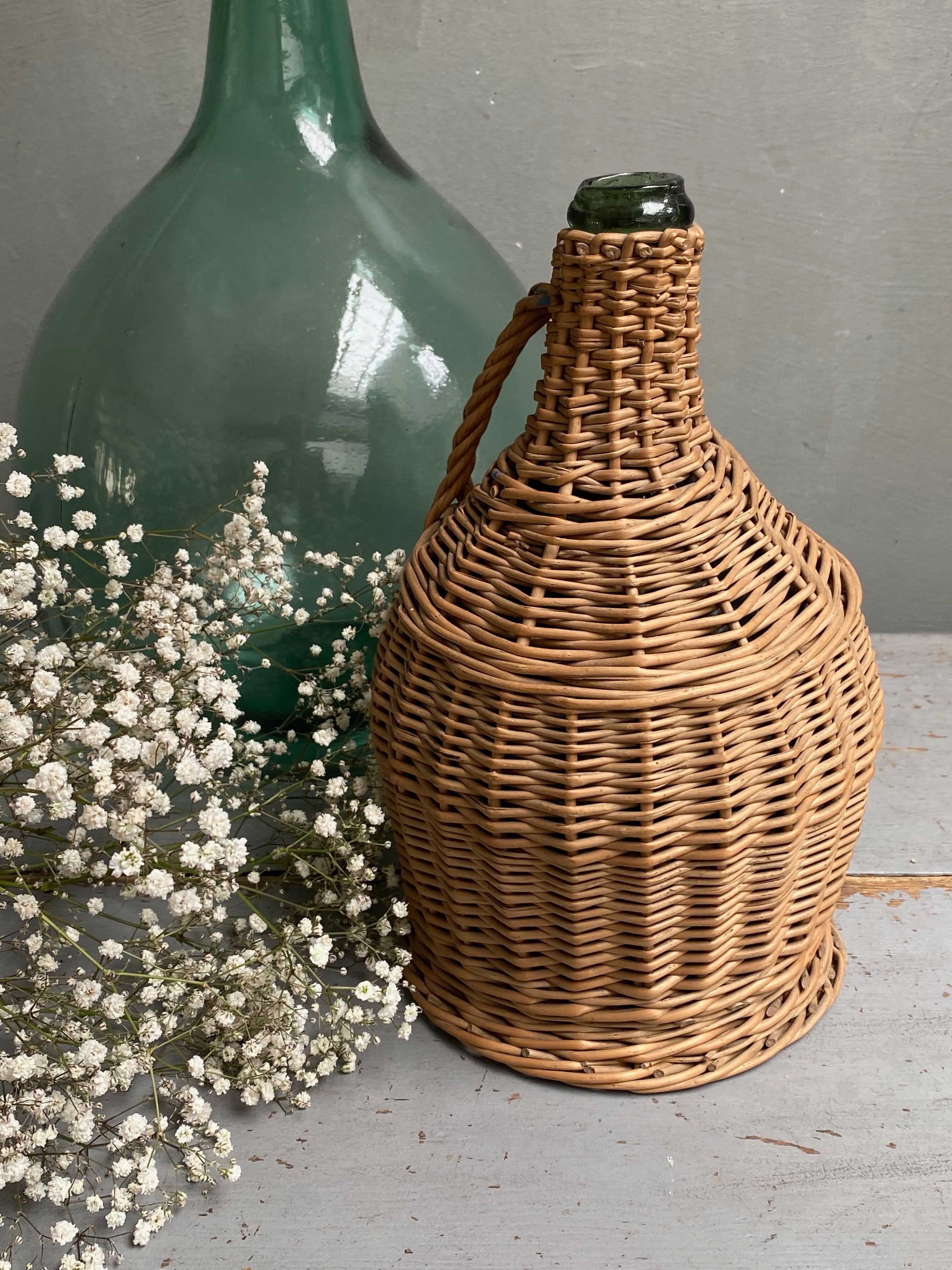 Lady Jeanne dressed in rattan