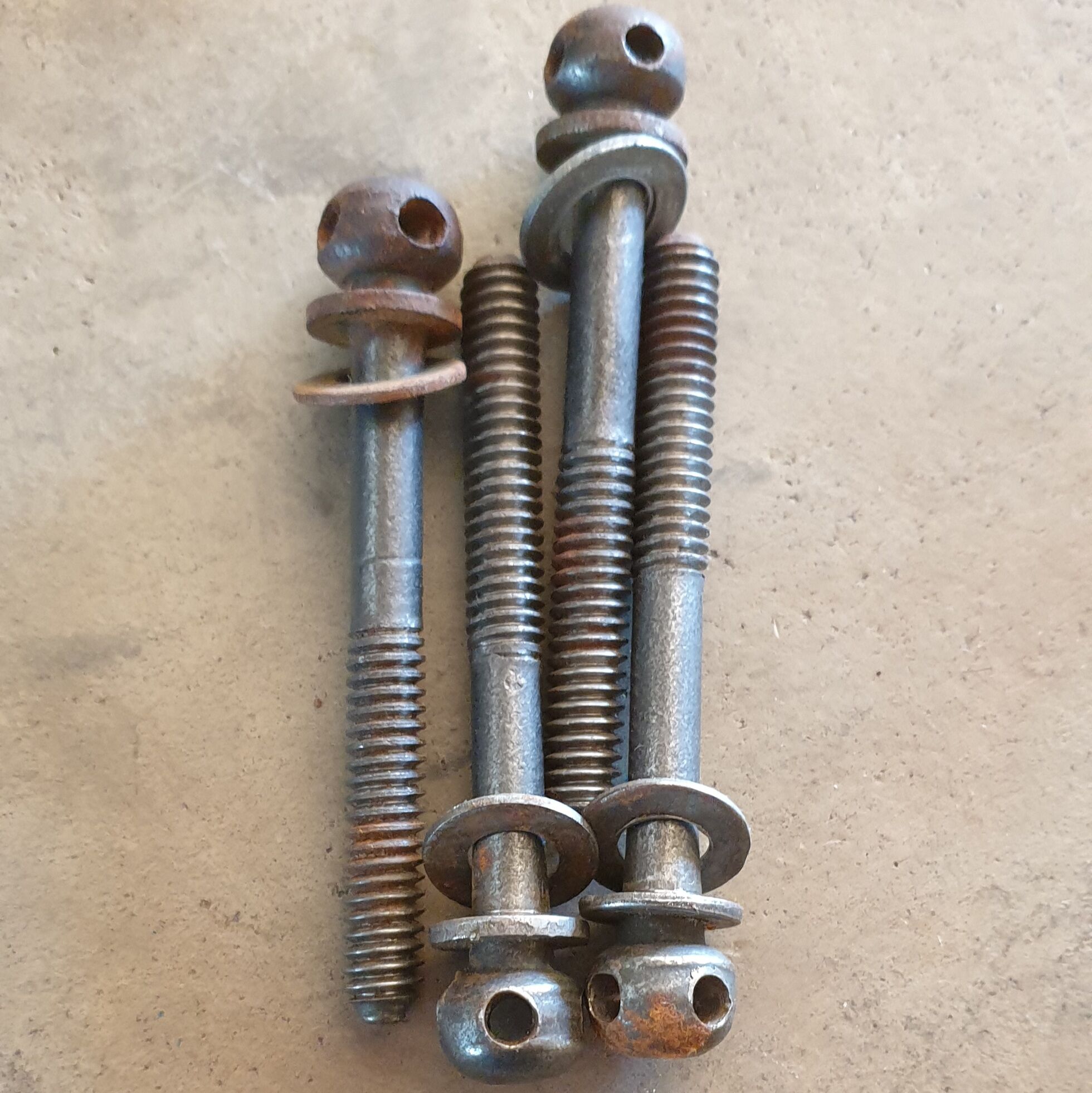 Parisian wardrobe with sliding doors